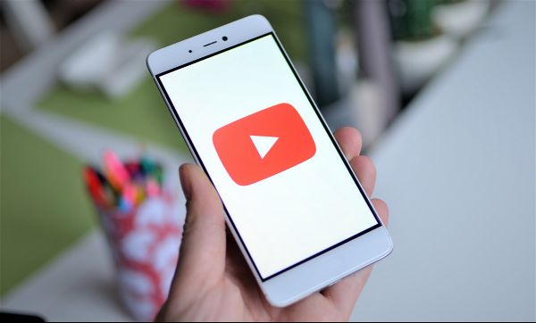 How to Make $100 a Day on YouTube in 2019
