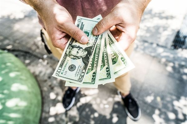 5 Passive Income Side Hustles for an Extra $50/Day