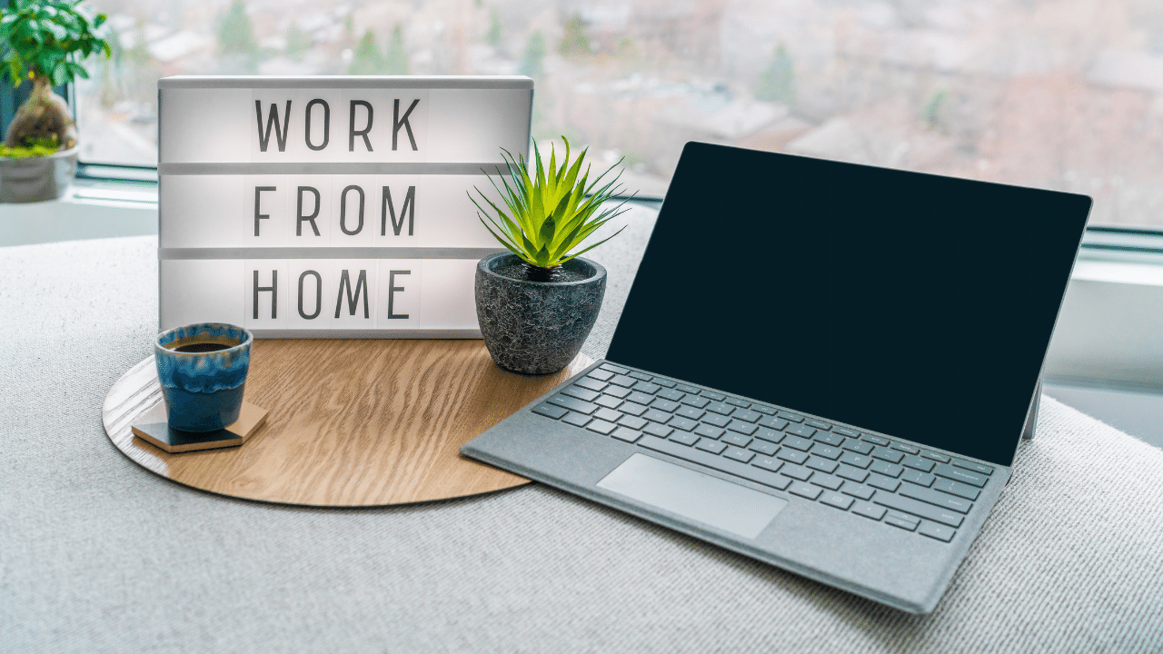 $250/Day EASY No Experience Work-From-Home Jobs with Free Apple Laptop & Equipment
